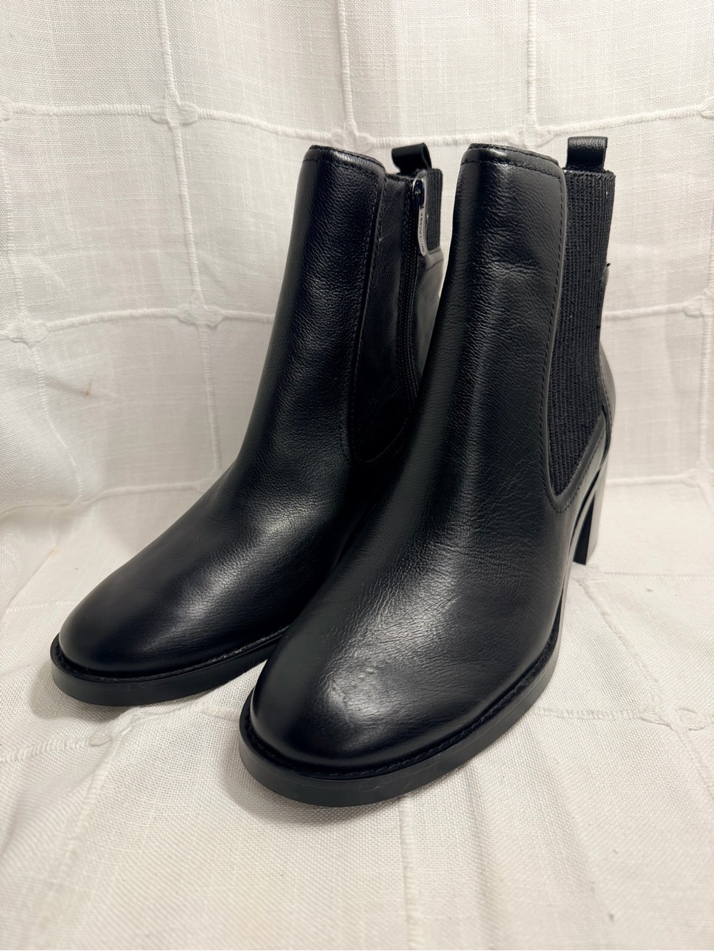 Easy Spirit Yosline 8 Black Leather Chelsea Ankle Boots Women’s 11M New